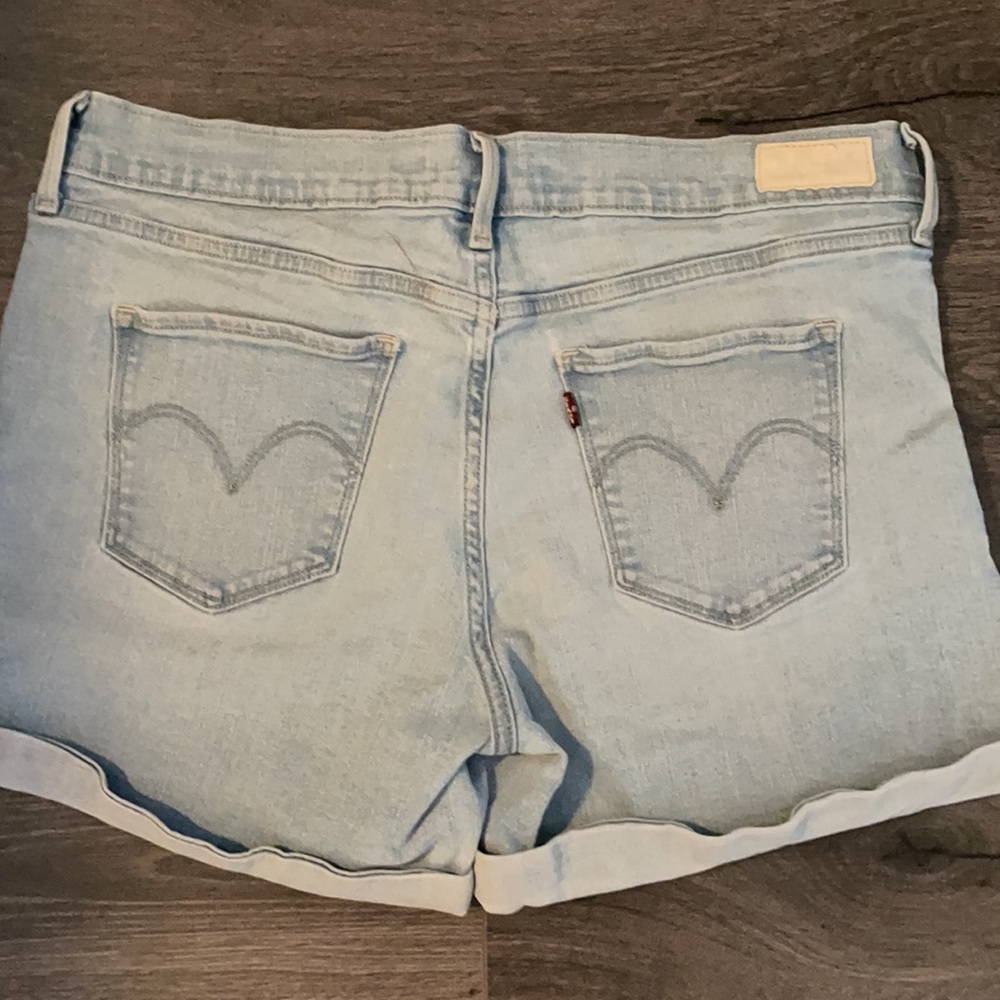 Levi’s size 31 light blue, red tag cuffed shorts Casual Basic Minimalist Core - Picture 3 of 5